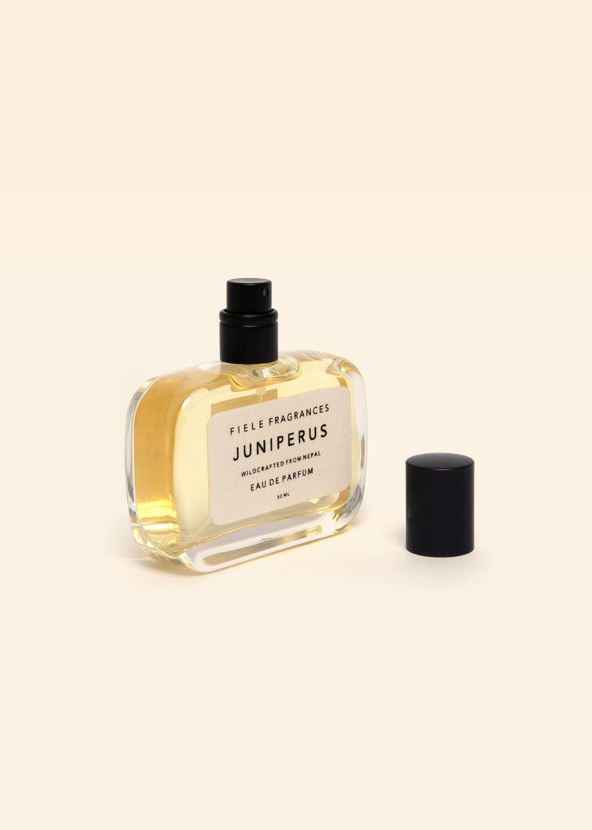 FIELE FRAGRANCES JUNIPERUS - 50 ML キンドレッド・ブラック