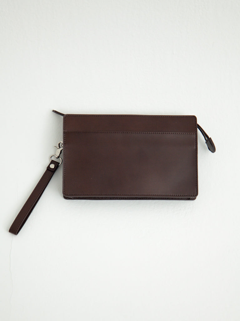 【S26AW34BG】CLUTCH BAG BROWN