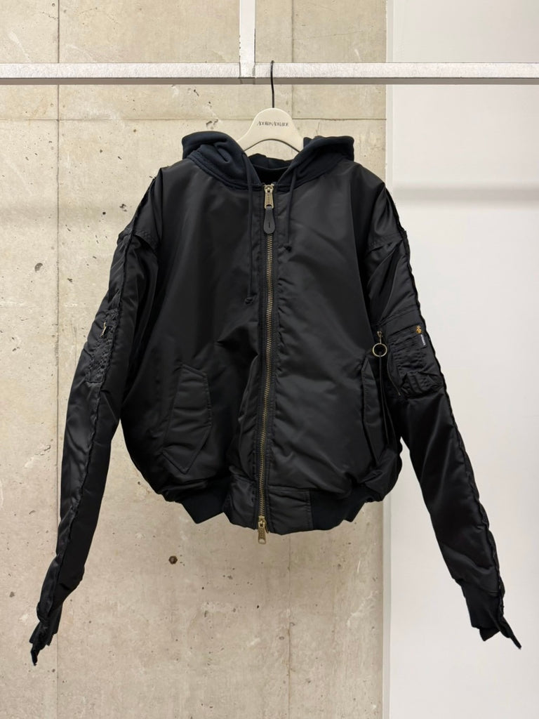 【MH27JA018B】RECONSTRUCTED BOMBER JACKET BLACK