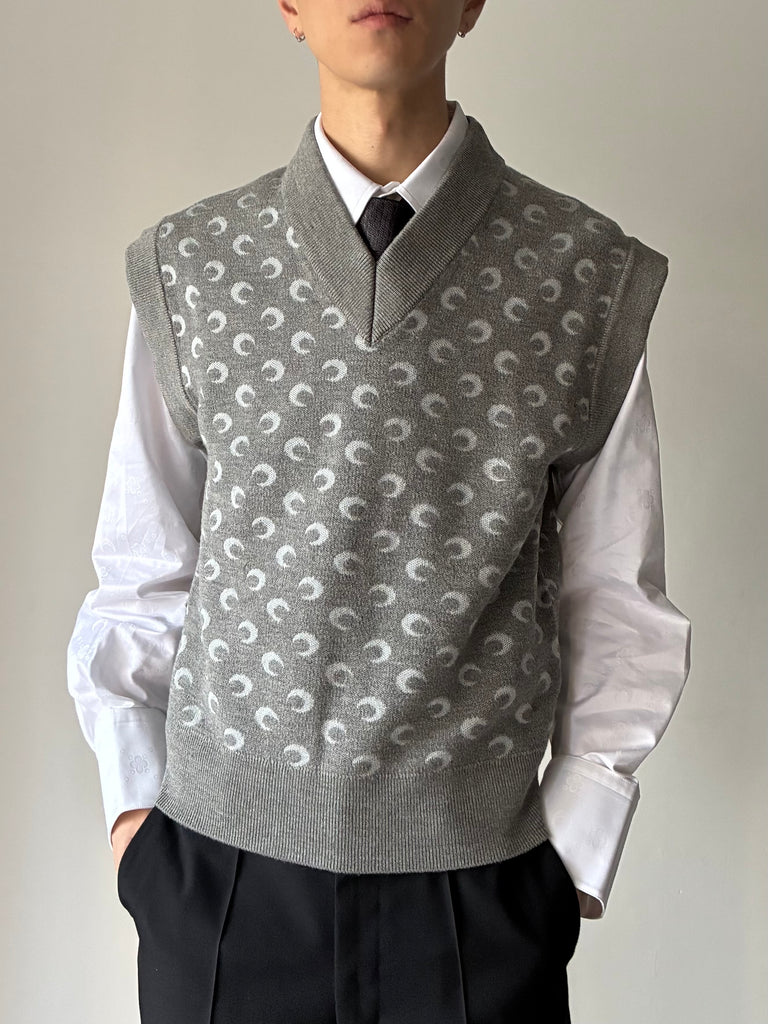 MOON JACQUARD KNIT V-NECK VEST GREY