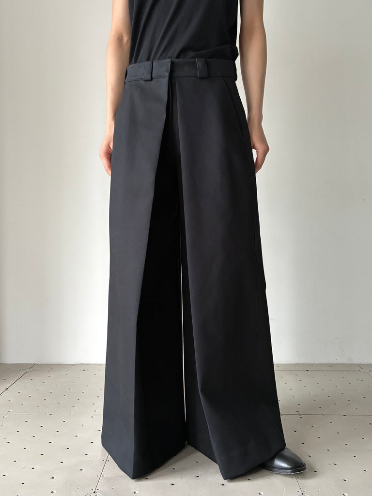 PANTS BLACK