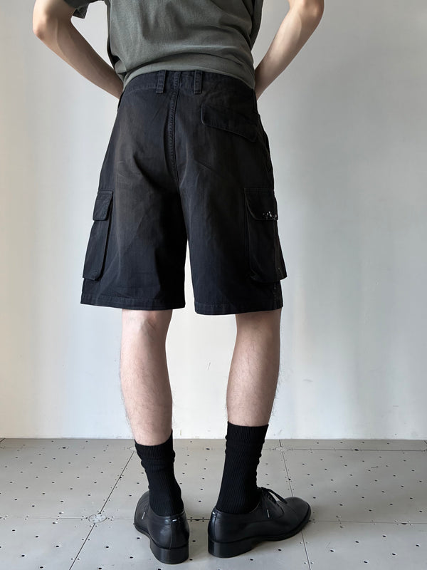 MOUNT SHORTS BLACK