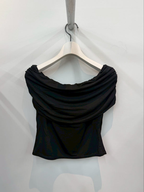 Collagen Gathered Off-Shoulder Top BLACK