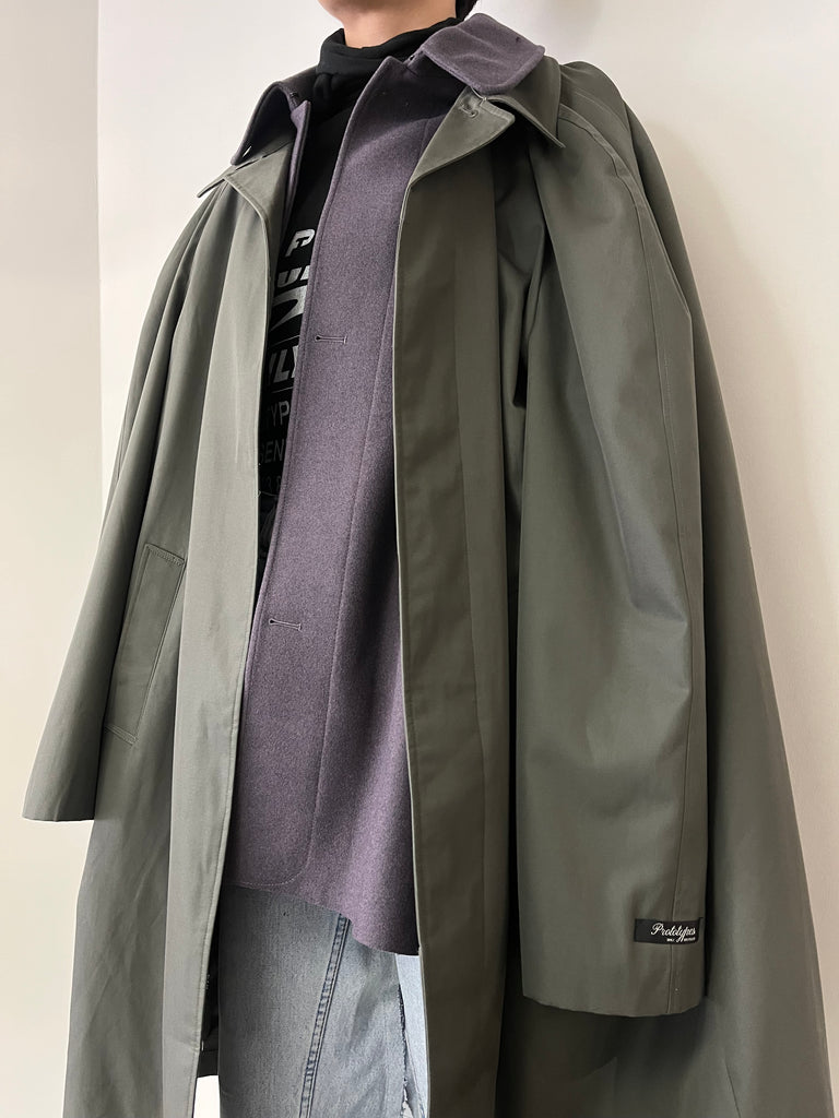 CUT UP CAPE TRENCH GREY