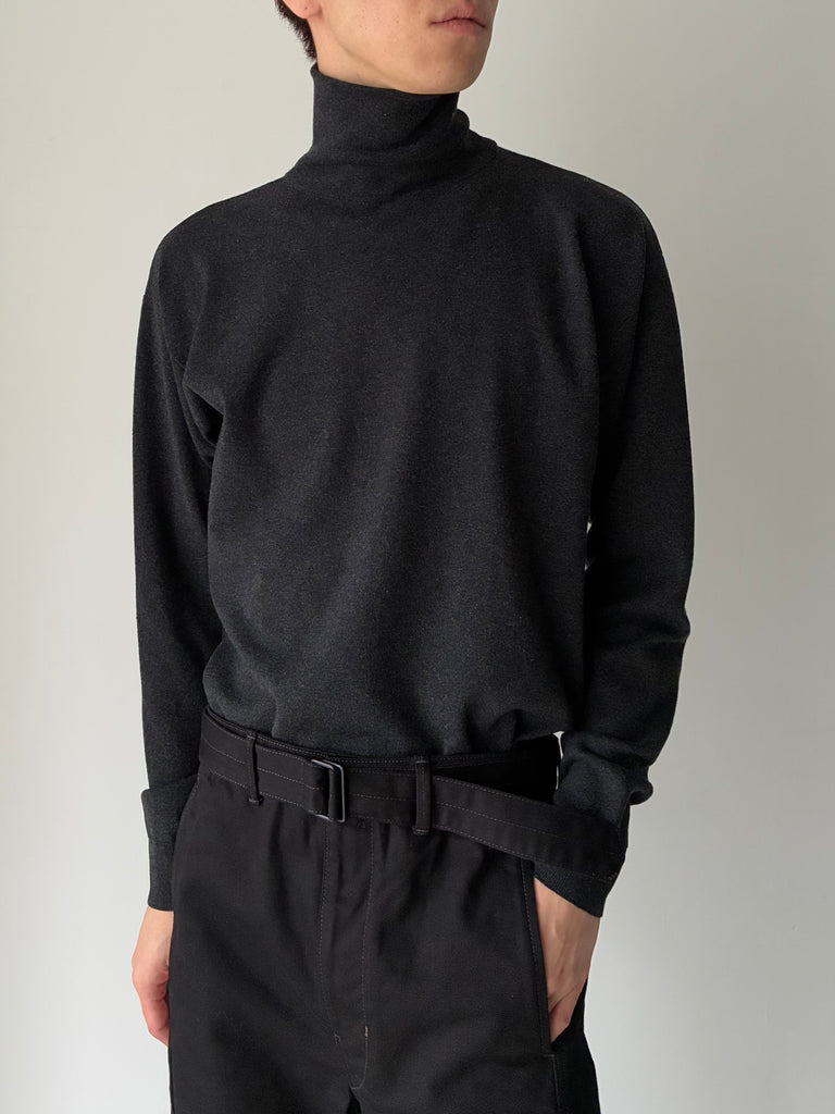 HIGH NECK SWEATER BLACK
