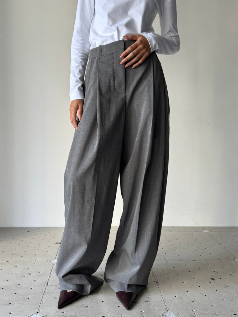 LE PANTALON D'HOMME GREY