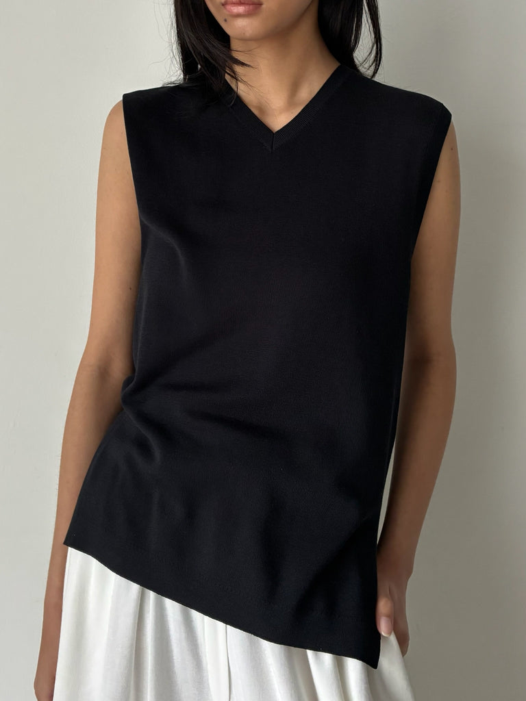 CARMY VEST BLACK