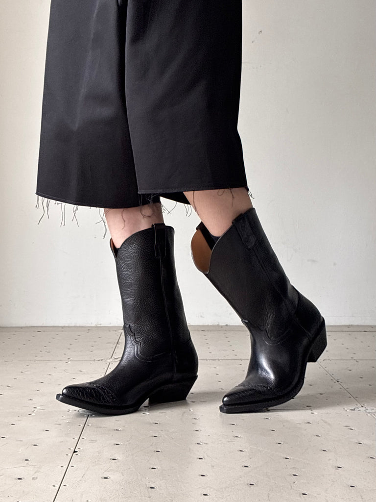 【A2267CDB】CONSULTANT BOOT BLACK
