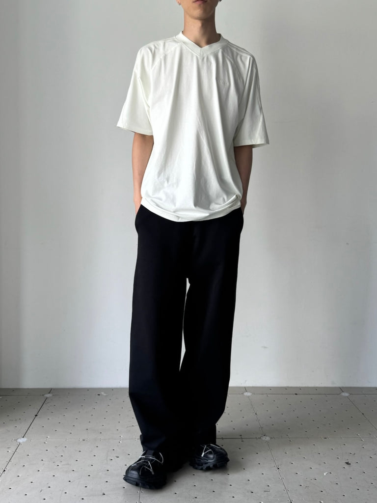【関税込み】VETEMENTS ホワイト Cut-Up VネックTシャツ VETEMENTS(ヴェトモン) | CUT-UP V-NECK T-SHIRT WHITE
