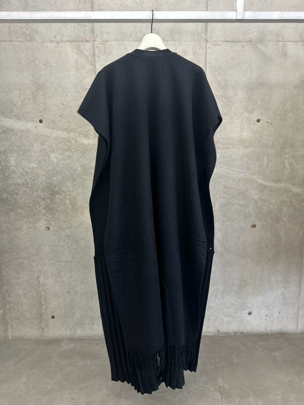 【1062】PLISSEDRESSPONCHO CASHMERE BLACK