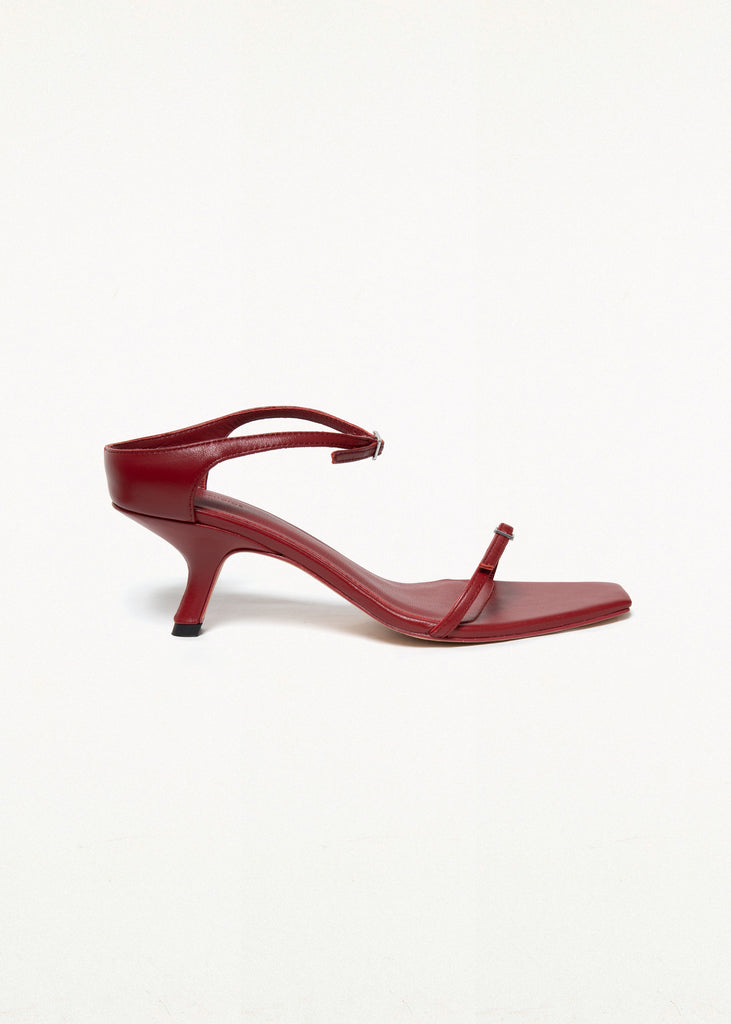 GIA SANDALS RED