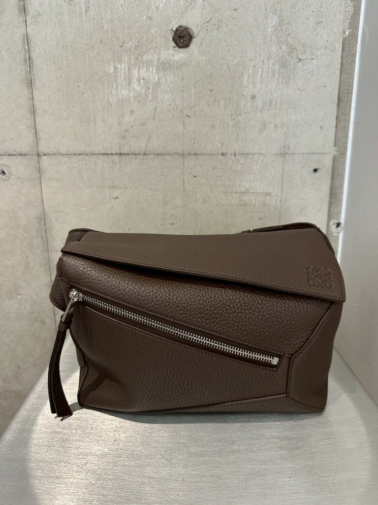PUZZLE EDGE SMALL BUMBAG BROWN