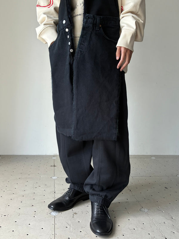 SWEAT JEANSSCARF SWEATER BLACK