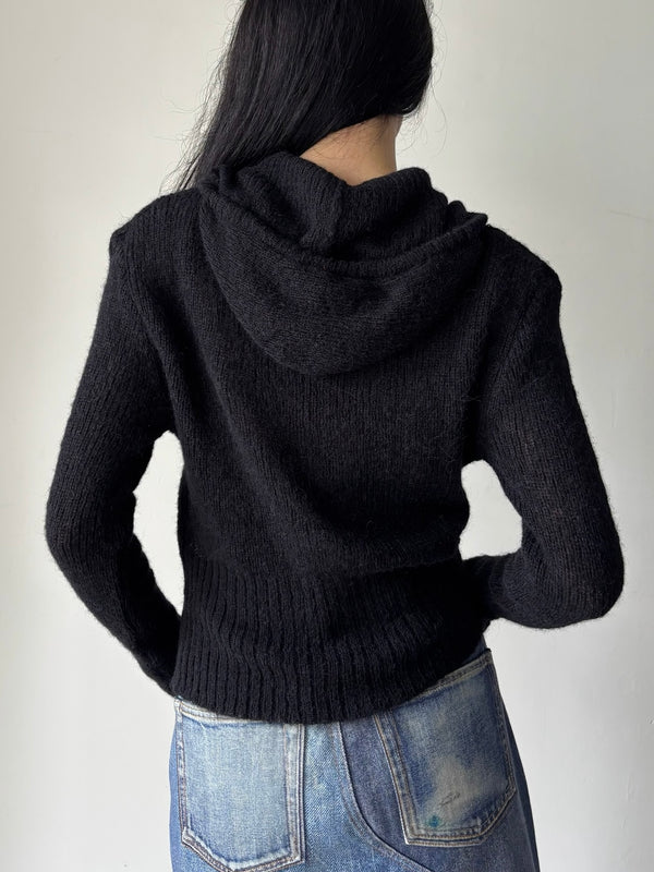 【W4243CB】COMPACT HOOD BLACK