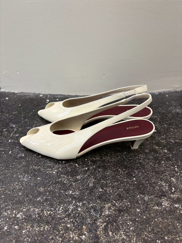 NEOUS(ネオアス) |【33NE0200505P10】HAMAL 40 LEATHER WHITE