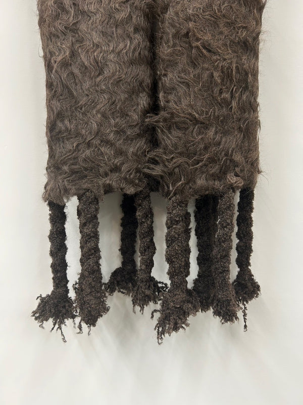 RECYCLED YARN SHAGGY KNIT SCALF BROWN