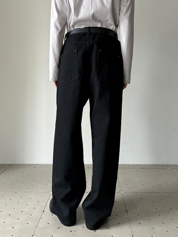 【013-B-1422-BK】Cole Studded Jeans in Organic Cotton BLACK