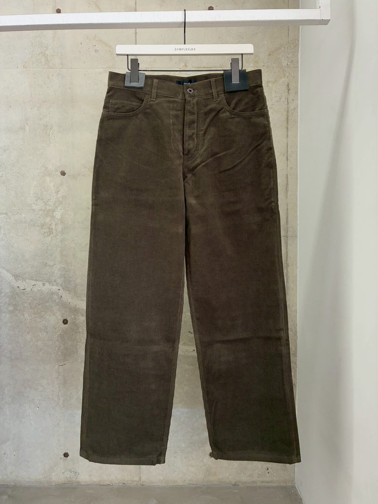 TAILORED CORDUROY PANTS IN COTTON KHAKI