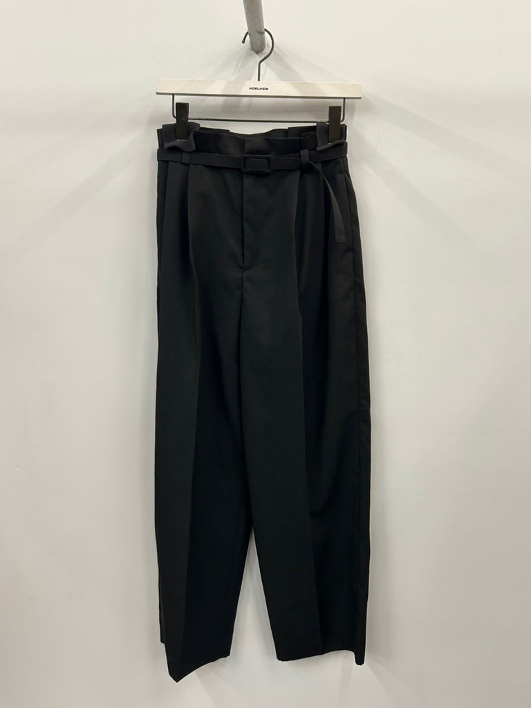 COTTON TOUCH TUCK TROUSER BLACK