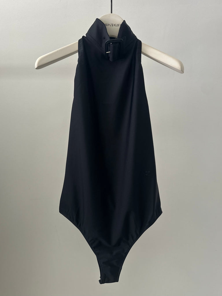 BUCKLE TECH CREPE BODYSUIT BLACK