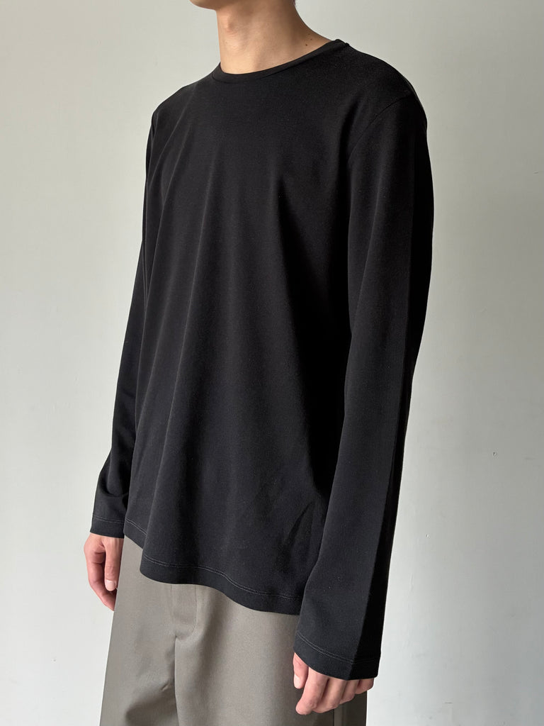 COTRAST STITCH LONG-SLEEVE TOP IN SPIMA COTTON BLACK