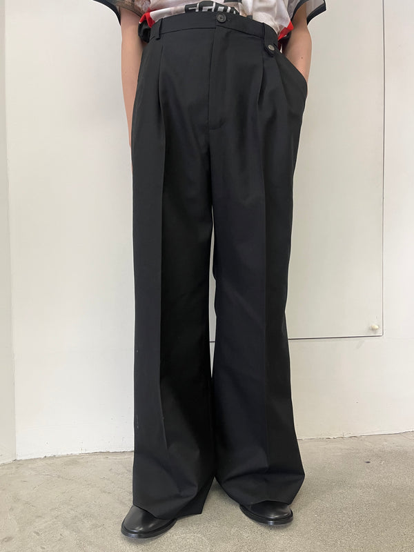 PLEATED PANT BLACK