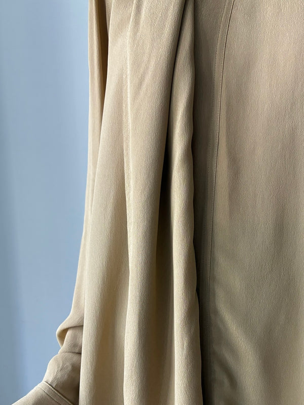 【263-WRT0760-FB0670-272】Draped Scarf Blouse BEIGE