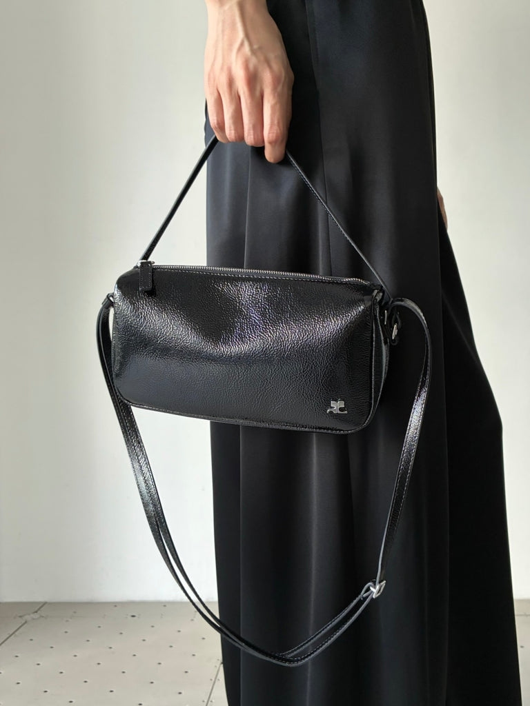 【226GSA231CR0043】SOFT NAPLACK CAMERA BAG BLACK
