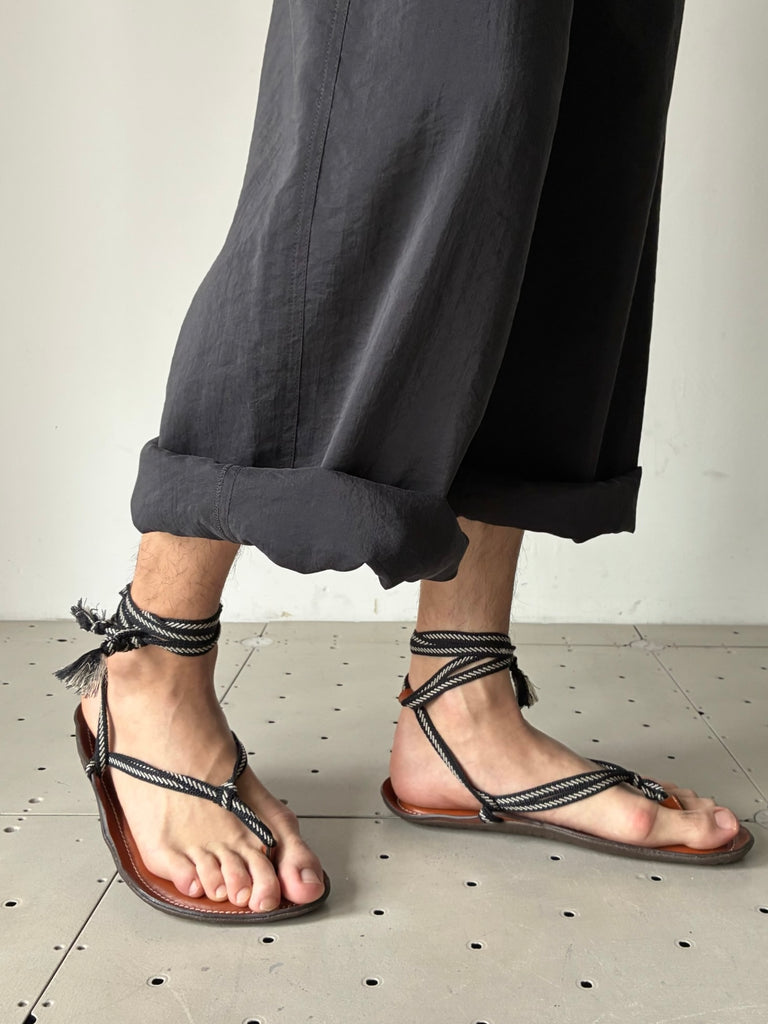 【FO0267 CO0034】VIBRAM SANDALS BROWN