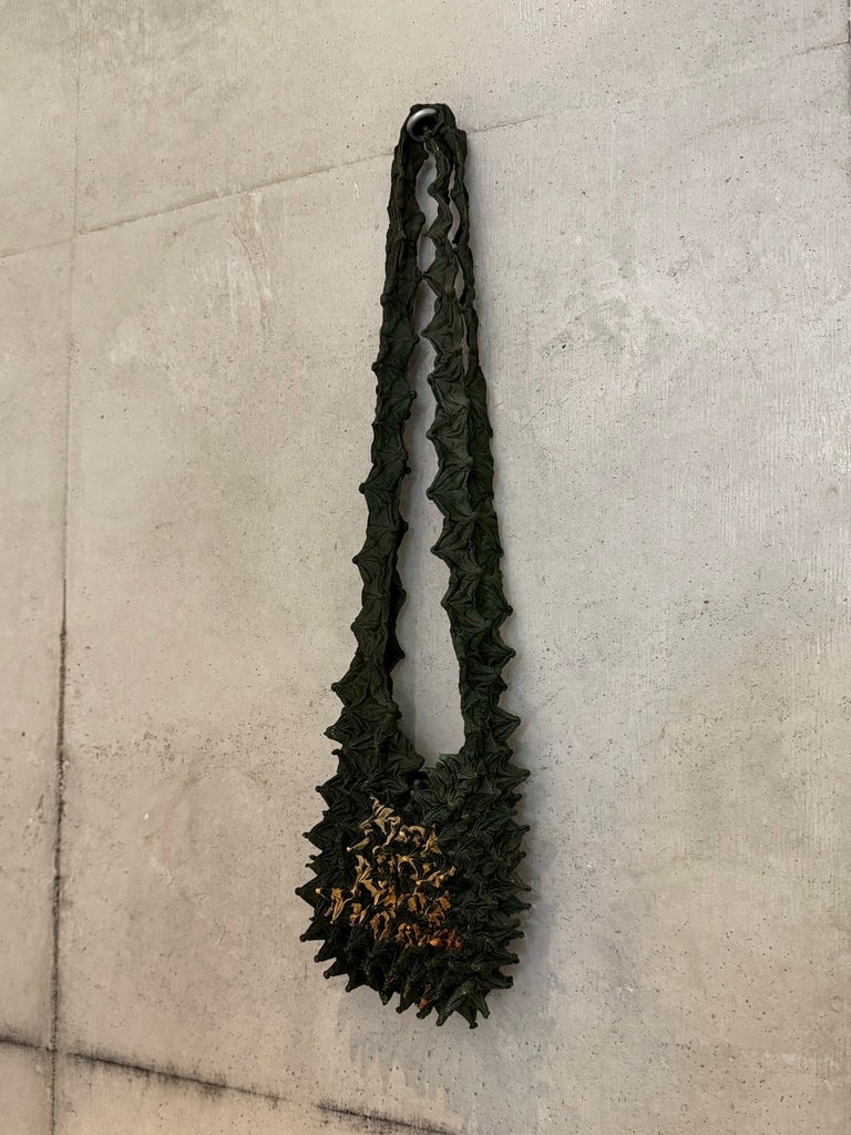 SPIKY SHOPPING BAG GREEN