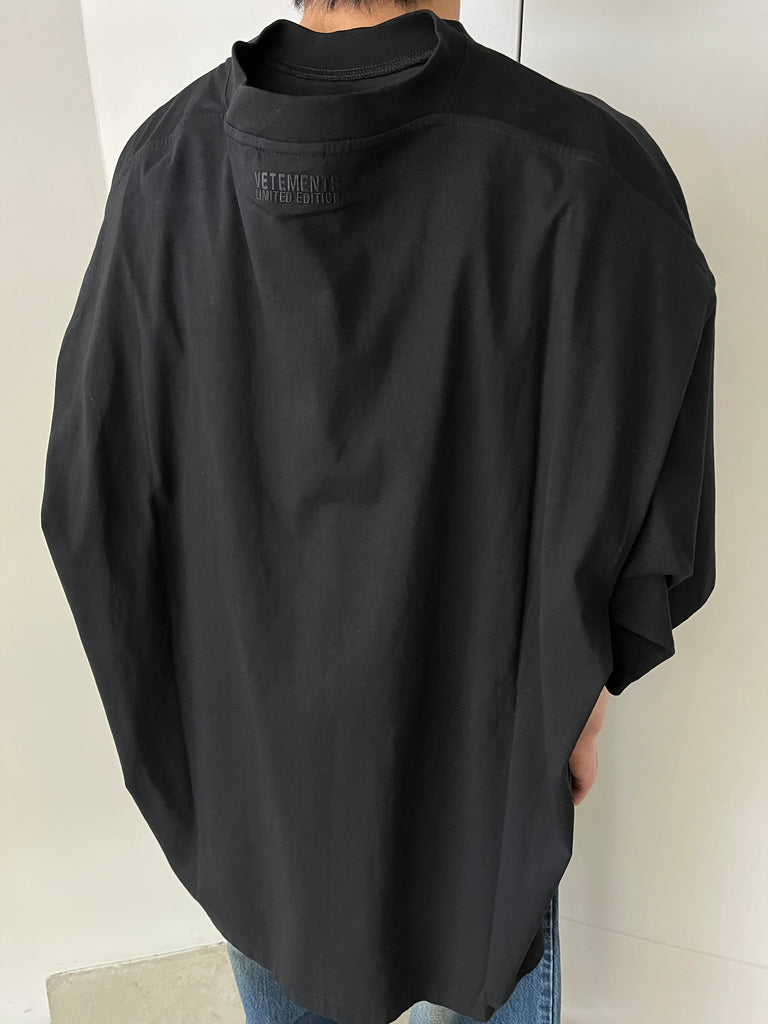 VETEMENTS MERGED DOUBLE OVERSIZED T-SHIRT BLACK ヴェトモン
