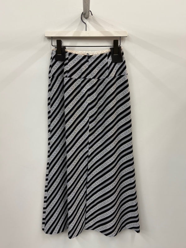 LACE JAQUARD STRIPE SKIRT MULTI