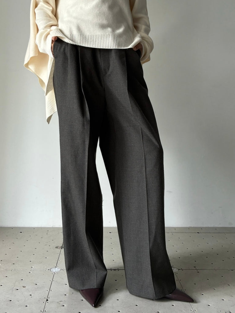 WOOL SERGE SLACKS	 KHAKI