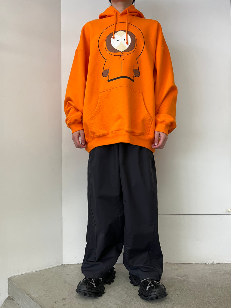 【VETEMENTS】オレンジ Kenny オーバーサイズ フーディ VETEMENTS KENNY OVERSIZED HOODIE ORANGE ヴェトモン 公式通販