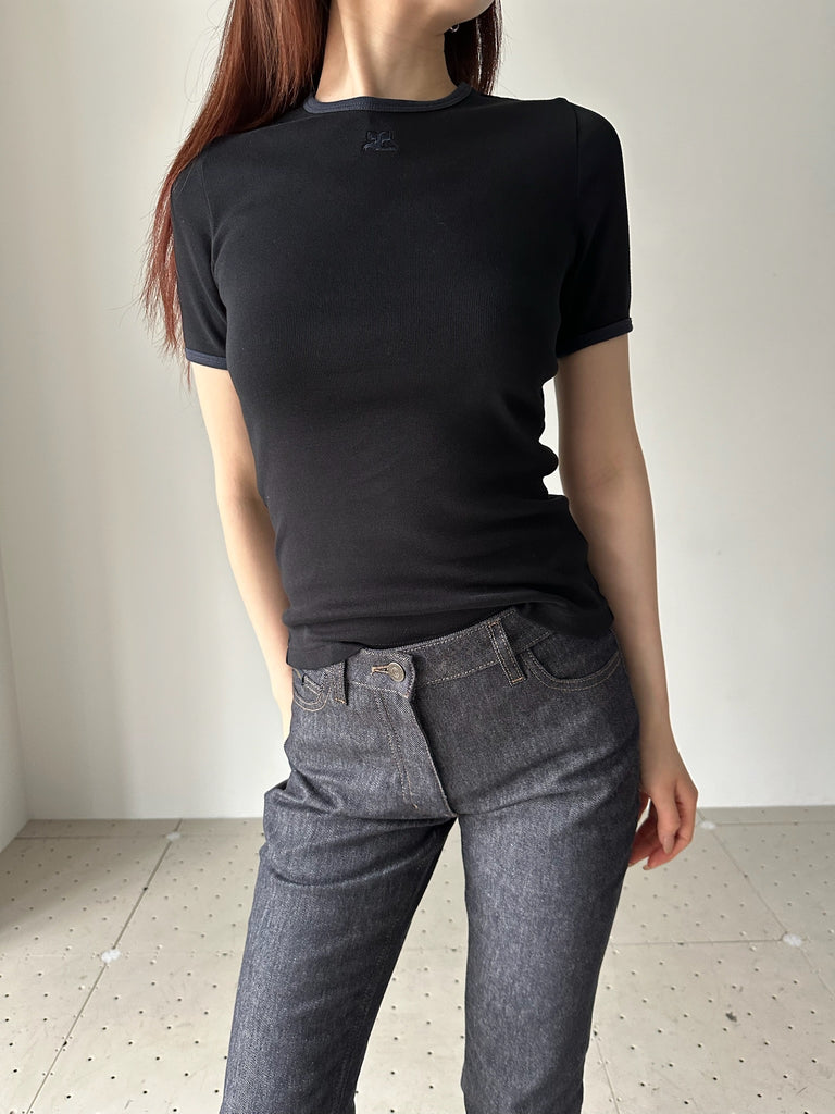 SIGNATURE CONTRAST T-SHIRT BLACK