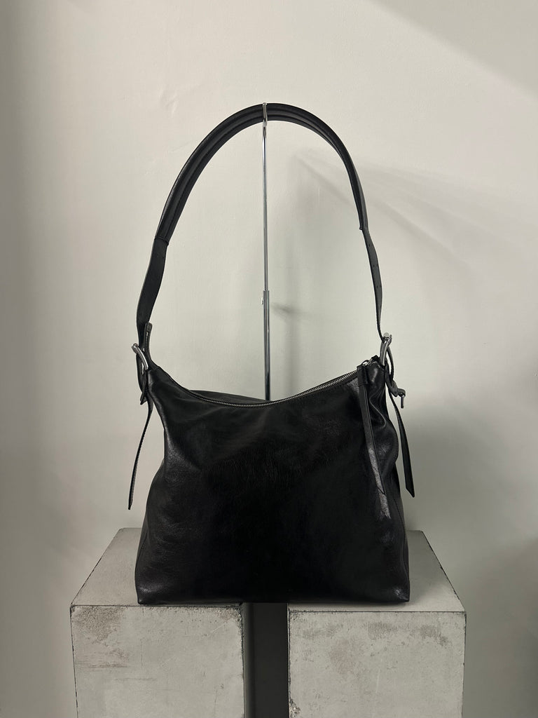 【BG0223 LL0108】SMALL BELTED HOBO BAG BROWN