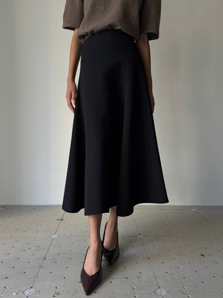 LA JUPE TRIANGLE BLACK