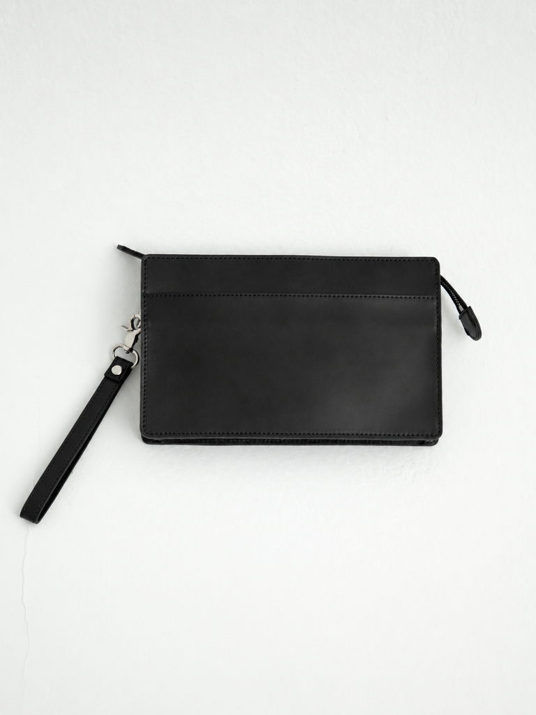 【S26AW34BG】CLUTCH BAG BLACK