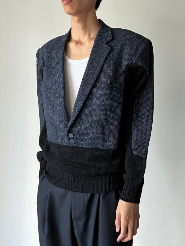 SAKKOTOPSWEATER BLACK