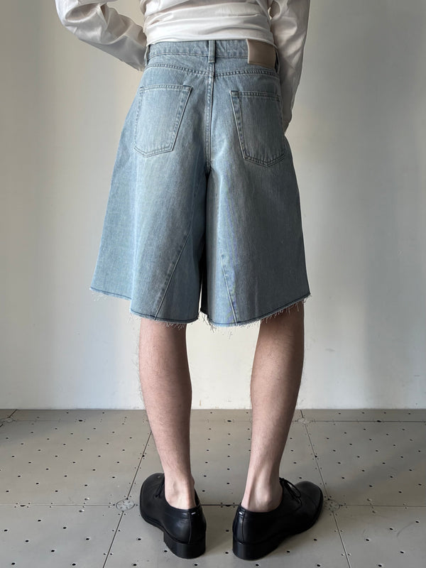 MIDI SHORTS LIGHT BLUE