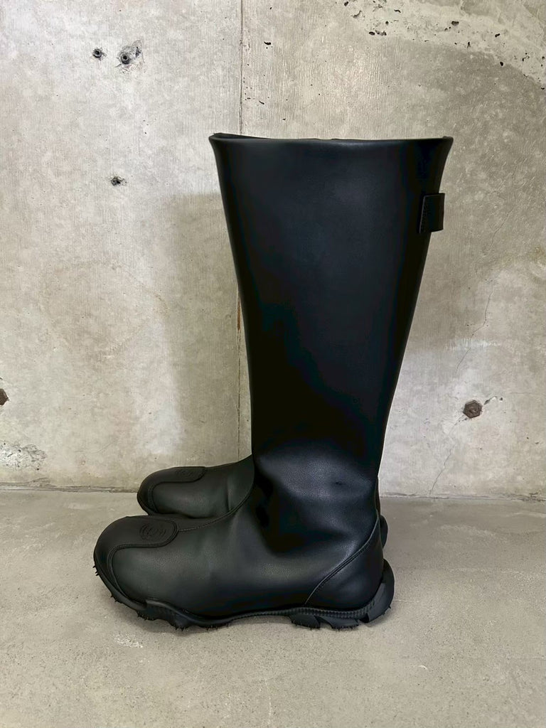 ABUNDANCE BLACK BEYOND LEATHER