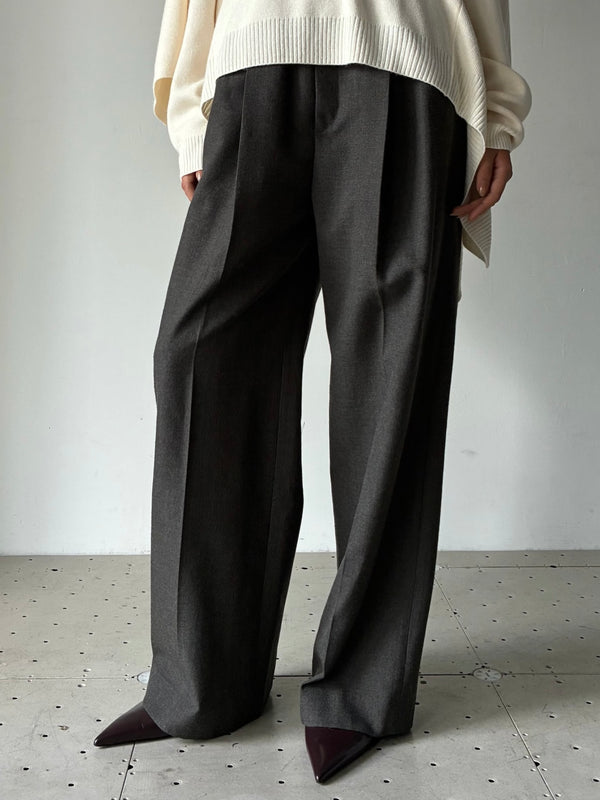 WOOL SERGE SLACKS	 KHAKI