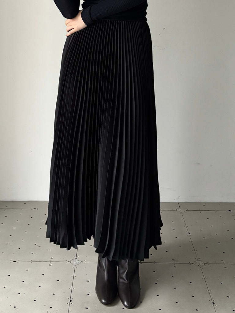 【J02MA0407J70096】SKIRT 146 PL BLACK