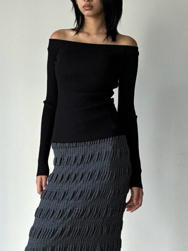 OFF SHOULDER RIB KNIT TOP BLACK