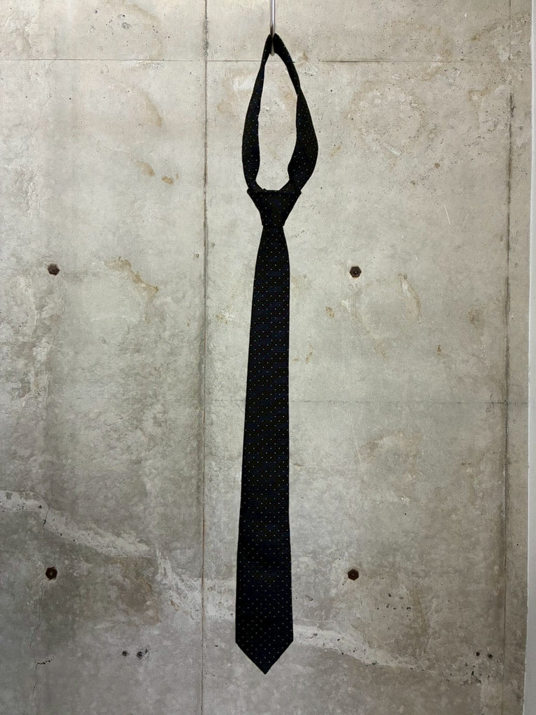TIE RED