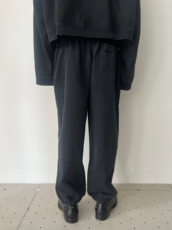 【MH27SP228B】ATHLETIC LOGO ELASTIC SWEATPANTS BLACK