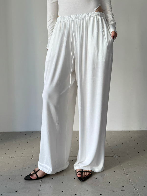 COLLAGEN WEEKEND PANTS WHITE