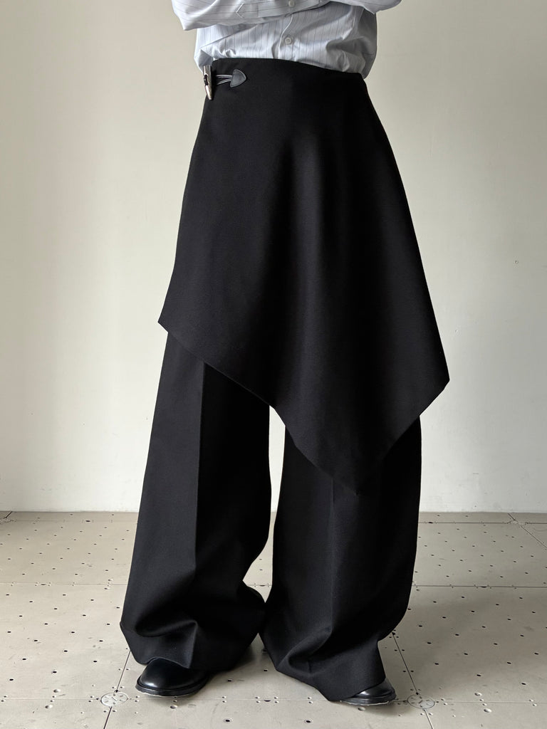 【AW26 SK 002 B】ASYMETRICAL SKIRT BLACK