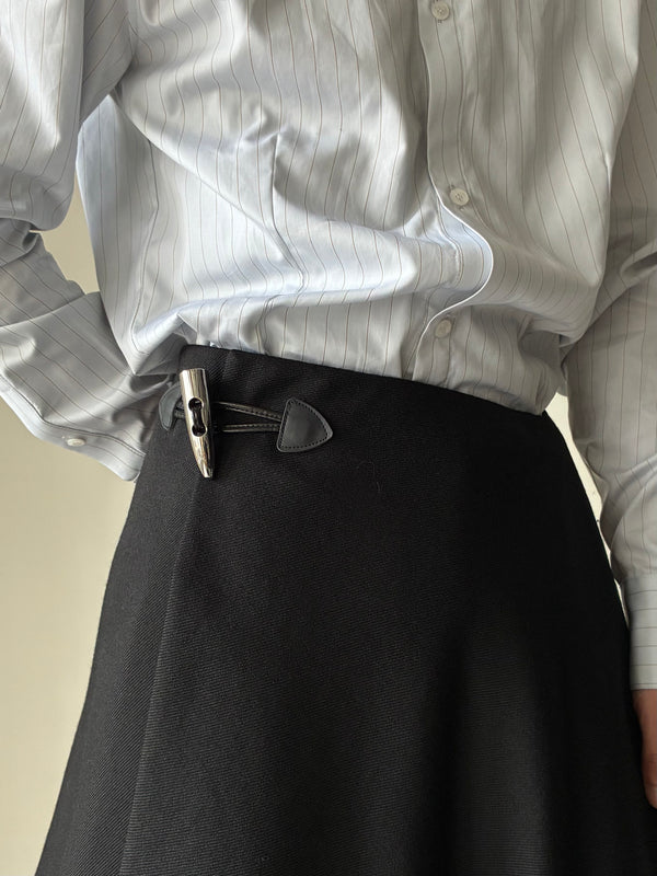 【AW26 SK 002 B】ASYMETRICAL SKIRT BLACK