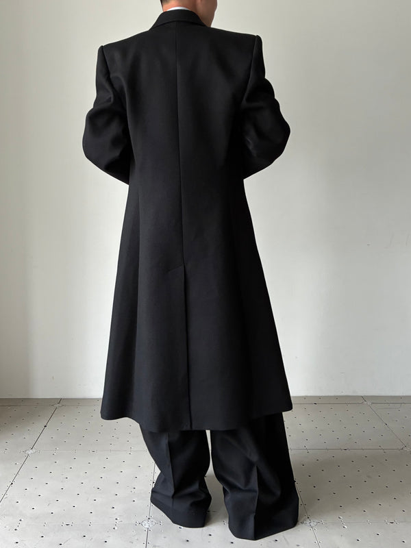 【AW26 MT 002 A】OVERSIZED TAILORED COAT BLACK